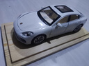 保時(shí)捷（PORSCHE）1:24仿真合金汽車(chē)模型超跑車(chē)收藏版擺件送男友七夕情人節(jié)生日禮物 帕拉梅拉-白-實(shí)木背景展示盒 曬單實(shí)拍圖