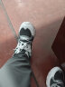 特步男鞋运动鞋子男跑步鞋春夏季软底网面鞋减震青少年运动休闲鞋男 白灰绿 45 实拍图