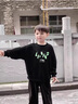 LI-NING KIDS李寧男童衛(wèi)衣秋冬新款大童圓領加絨保暖上衣兒童寬松休閑運動童裝 黑色-字母印花【加絨保暖】 150cm 曬單實拍圖