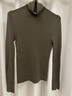 朗姿騏驥紅【羊毛Basic衣櫥】純羊毛毛針織衫冬季新款修身長(cháng)袖毛衣 深橄欖綠色2 S 曬單實(shí)拍圖
