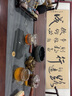 春半 字畫(huà)書(shū)法作品真跡路雖遠行則將至掛畫(huà)辦公室裝飾畫(huà)書(shū)房茶室壁畫(huà) 路雖遠行則將至事雖難做則必成-1 手寫(xiě)60*200cm+黃底+胡桃色實(shí)木框 曬單實(shí)拍圖