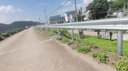 波形梁鋼公路防撞欄波紋隔離欄鄉(xiāng)村道路熱鍍鋅交通國(guó)標(biāo)護(hù)欄板c 熱鍍鋅咨詢客服182-8503-4912 曬單實(shí)拍圖