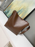 viney牛皮包包女包大容量水桶包通勤斜挎單肩生日禮物高級感送女友老婆 【咖啡】女生實(shí)用走心 品牌小眾百搭休閑腋下大包 曬單實(shí)拍圖