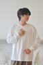 楠笙記純色長(cháng)袖t恤男士簡(jiǎn)約休閑圓領(lǐng)秋衣服韓版學(xué)生寬松潮流內搭打底衫 白色 L 曬單實(shí)拍圖