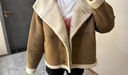 唐獅（TonLion）2024長(cháng)袖外套女立領(lǐng)撞色仿麂皮絨復合羔絨短款外套 奶茶色 M  曬單實(shí)拍圖