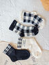 季米塔（Jimita）女童襪子春秋季純棉兒童中筒襪韓版ins黑白格子女孩寶寶秋天潮襪 Q24157 黑白格調（4雙裝） 3-5歲 (S) 建議腳長(cháng)14-17cm 曬單實(shí)拍圖