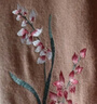 上海故事秋冬款刺繡圍巾女羊毛生日禮物送長輩媽媽保暖百搭米白色圍脖禮盒 墨蘭卡其【高檔禮盒裝】 180×30cm（含須長） 曬單實拍圖