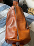 慢時(shí)光復古手工擦色真皮斜挎包休閑橫款男包頭層牛皮單肩包通勤圓筒包潮 淺棕色 曬單實(shí)拍圖