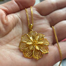 菜百首飾 足金吊墜 時(shí)尚優(yōu)雅黃金花絲花朵吊墜掛墜女 送禮物 計價(jià) HJ 黃金吊墜/項墜（不含鏈） 約9.89g 曬單實(shí)拍圖