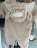 戴維貝拉（DAVE＆BELLA）新生兒爬服嬰兒連體衣0-6個月寶寶衣服冬季新款牛奶絨男寶睡衣 卡其色【現(xiàn)貨】 80cm（建議身高73-80cm） 曬單實拍圖