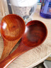 正瓷宮日式創(chuàng  )意楠木老漆湯勺家用木質(zhì)粥勺拉面勺火鍋勺結實(shí)美觀(guān)不易開(kāi)裂 木質(zhì)勺子 【2個(gè)裝】 曬單實(shí)拍圖