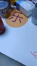 PU皮革桌墊免洗防油防水輕奢高級(jí)感餐桌墊桌面保護(hù)墊書桌墊茶幾桌墊 平安小熊（升級(jí)防滑底） 70x130cm【加厚皮革】 曬單實(shí)拍圖