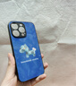 魔巖適用蘋(píng)果16promax手機殼iphone14pro潮牌15promax高檔玻璃16鏡頭全包防摔保護套情侶男女超薄卡通 遠峰藍·洛可可格紋小馬+加購贈硅膠掛繩 蘋(píng)果15pro 曬單實(shí)拍圖