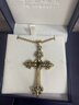豐全珠寶鳶尾十字架黃金吊墜男士項鏈男生禮物潮牌酷炫黑金吉祥首飾禮物 *定制定金，聯(lián)系客服* 曬單實(shí)拍圖