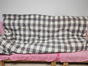 多憶綿眠（duoyimianmian）新疆棉花被棉被芯棉絮床墊全棉被子加厚被褥冬被保暖單人純棉絎縫 【簡(jiǎn)約灰格-8斤】 150*200cm 曬單實(shí)拍圖
