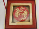鷺?biāo)囓? 龍鳳紅盤實(shí)木裱框廈門漆線雕工藝品客廳擺件家居裝飾擺件送閨蜜送朋友結(jié)婚高檔禮物 龍鳳呈祥紅盤裱框（寬21厘米*高21厘米） 曬單實(shí)拍圖