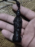 沉香木手把件雕刻南海觀(guān)音男女士情侶沉 沉香木南海觀(guān)音8cm吊墜配脖掛繩 曬單實(shí)拍圖