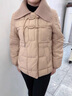 啄木鳥(niǎo)（TUCANO）啄木鳥(niǎo)小個(gè)子媽媽秋冬洋氣羽絨棉服短款保暖小棉襖中老年女冬季棉 卡其色 XXXL(建議130-145斤) 曬單實(shí)拍圖