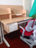 护童（Totguard）儿童学习桌椅学生书桌椅可升降实木写字桌课桌椅套装120cm带书柜 习惯星_新实木+扶手椅_红 实拍图