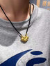 中國黃金（CHINA GOLD）黃金吊墜古法黃金雙魚錦鯉鎖包足金平安長命鎖編繩項(xiàng)鏈 【京速達(dá)】雙魚錦鯉鎖項(xiàng)鏈 -配黑繩 約1.9g 曬單實(shí)拍圖