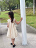 伊蘭調(diào)女童韓版純色公主裙2024年夏季新款寶寶簡(jiǎn)約百搭花苞裙夏裝背心裙 米色百褶花苞吊帶裙+帽子 90碼【建議18-28斤】 曬單實(shí)拍圖