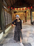 矜持范黑色碎花連衣裙女裝夏季2025新款閨蜜設(shè)計(jì)感收腰顯瘦開叉方領(lǐng)裙子 碎花吊帶裙 M 90-100斤 曬單實(shí)拍圖