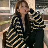 AEMAPE氣質(zhì)小香風(fēng)條紋v領(lǐng)毛衣外套女秋冬加厚軟糯慵懶針織開(kāi)衫別致上衣 黑白條紋 均碼 -90-140斤 曬單實(shí)拍圖