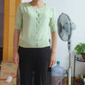 皮爾卡丹（pierre cardin）短款針織短袖開(kāi)衫女夏季圓領(lǐng)修身薄款牛油果綠冰絲上衣黑白色t恤 淺綠色 M 曬單實(shí)拍圖