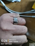 S925純銀莫桑石鉆戒男戒指時尚霸氣1克拉結(jié)婚戒指送男友老公禮物 男士方款1克拉莫桑鉆 開口可調(diào)節(jié) 曬單實拍圖
