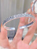 老鳳祥爆閃碎碎冰銀手鐲足銀開(kāi)口手工鐲子純銀送女友老婆紀念日生日禮物 足銀碎碎冰龍麟手鐲(約16.5g±1g) 曬單實(shí)拍圖