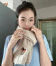 CinvaiKrose針織圍巾女士秋冬季加厚保暖高級感學(xué)生圍脖生日圣誕節禮物送女友 米色【限定禮盒包裝】送女友女生走心 曬單實(shí)拍圖