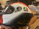AGV K6S碳芳綸纖維大尾翼摩托車(chē)頭盔機車(chē)全盔賽車(chē)男女四季通風(fēng)3C SIC 58 L（適合57-58頭圍） 曬單實(shí)拍圖