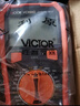 勝利儀器（VICTOR）數字萬(wàn)用表 三位半高精度家用智能防燒萬(wàn)能表多用表數顯電工 VC9801A+【1000V 測電容三極管】 官方標配 曬單實(shí)拍圖