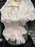 上海故事生日禮物送老婆實用媽媽三件套睡衣女夏季高檔提花中年冰絲禮盒裝 月晴-長袖長褲【禮盒裝】 L 【建議體重105-120斤】 曬單實拍圖