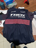 崔克（TREK） 公路越野隊車(chē)迷版Santini男式時(shí)尚速干透氣短袖騎行服 深藍色/閃耀珊瑚紅色 M 曬單實(shí)拍圖