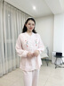 家の時(shí)光（Ht-home）月子服夏季薄款產(chǎn)后孕婦睡衣兩件套哺乳衣產(chǎn)婦女待產(chǎn)懷孕期家居服 牡丹粉*上衣+褲子 L     建議125~145斤左右穿著(zhù) 曬單實(shí)拍圖