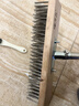 颯望德國地板刷長(cháng)柄不銹鋼鋼絲刷鐵刷子清潔刷洗地掃把去青苔 【20cm整套】刷頭+連接件+實(shí)木手柄 曬單實(shí)拍圖