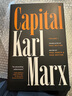 【現貨速發(fā)】Karl Marx  Capital Critique of Political Economy  資本論 政治經(jīng)濟學(xué)批判 卷一 英文原版 50年新英譯本 譯自親修原稿  普林斯頓旗艦店 曬單實(shí)拍圖