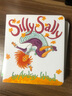 倒著(zhù)走的女孩 英文原版 Silly Sally 傻傻的莎莉韻文 Audrey Wood 廖彩杏紙板書(shū) 曬單實(shí)拍圖