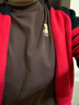 真維斯（JEANSWEST）德絨打底衫女裝秋冬季長(cháng)袖t恤上衣服加絨保暖加厚內搭半高領(lǐng)秋衣 咖啡 小毛絨花口袋_K_左領(lǐng)角 L 曬單實(shí)拍圖