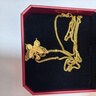 周大福 金絲羽蝶大版黃金吊墜女(工費520)約4.3g EOF1370 曬單實(shí)拍圖