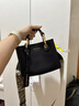 阿瑪尼（ARMANI）女士小號手提包 品牌燙金logo皮革單肩斜挎包 時尚潮流大牌女包 黑色 Y3D176（85218） 尺寸：長21*寬8*高16cm 曬單實(shí)拍圖