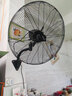 志高（CHIGO）大功率工業(yè)掛壁式風(fēng)扇強力電扇掛墻壁式家用商用大風(fēng)力掛壁扇牛角扇壁扇壁掛式工廠(chǎng)養殖場(chǎng)電風(fēng)扇 650掛壁扇【鋁鎂葉三檔長(cháng)線(xiàn)加密網(wǎng)】 曬單實(shí)拍圖