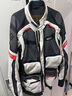 NERVE涅夫騎行服火山騎行服摩托車(chē)四季專(zhuān)業(yè)賽車(chē)防護服防曬防摔減震防風(fēng) 淺灰/黑 套裝(男款自帶CE級護具) XL 曬單實(shí)拍圖
