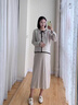 婧麒（JOYNCLEON）孕婦春裝連衣裙兩件套2025新款氣質(zhì)高級感寬松針織開(kāi)衫吊帶裙 粉色毛衣外套+吊帶裙套裝 L 曬單實(shí)拍圖