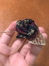 綠喆個(gè)性英倫風(fēng)胸花時(shí)尚宴會禮服西服配飾韓國布藝玫瑰花胸針七夕禮物 帶葉帶鏈 85-2 曬單實(shí)拍圖