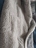 京东京造 三层加厚仿羊羔绒毛毯 可铺可盖春秋保暖毯子 摩登灰200*230cm 实拍图