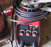 德力西 電焊機(jī)250家用小型單電壓220v逆變直流兩相電手工焊機(jī) 全套6米線【250液晶智能款】 曬單實(shí)拍圖