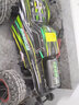 HAIBOXING海博星RC專業(yè)大腳遙控車2105A越野高速車充電模型男孩送禮玩具車 綠莽有刷全比例遙控車 雙鋰電池（無(wú)刷50有刷84分鐘） 曬單實(shí)拍圖