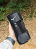 美津濃（MIZUNO）護(hù)膝半月板損傷專業(yè)跑步籃球羽毛球登山男女跳繩膝蓋護(hù)具C526黑灰 曬單實(shí)拍圖